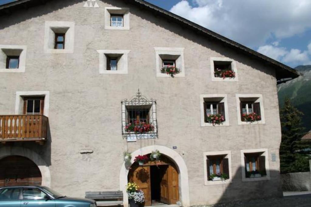 Ferienwohnung Chesa Margadant Zuoz Exterior foto